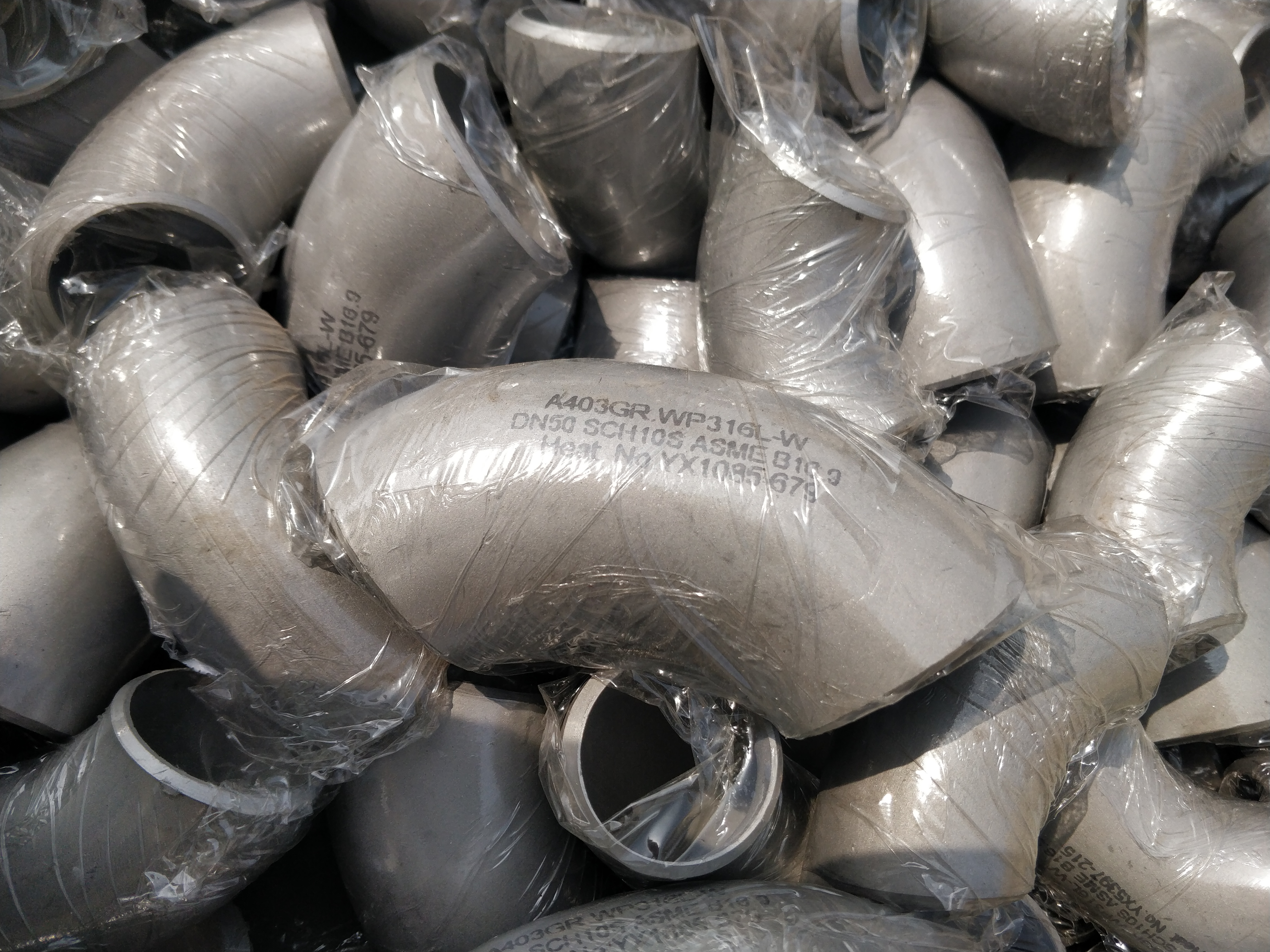 Classification of pipe fittings: according to purpose and connection