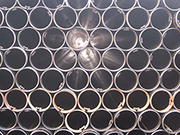 Basic requirements for the appearance of straight seam steel pipe welds and production temperature